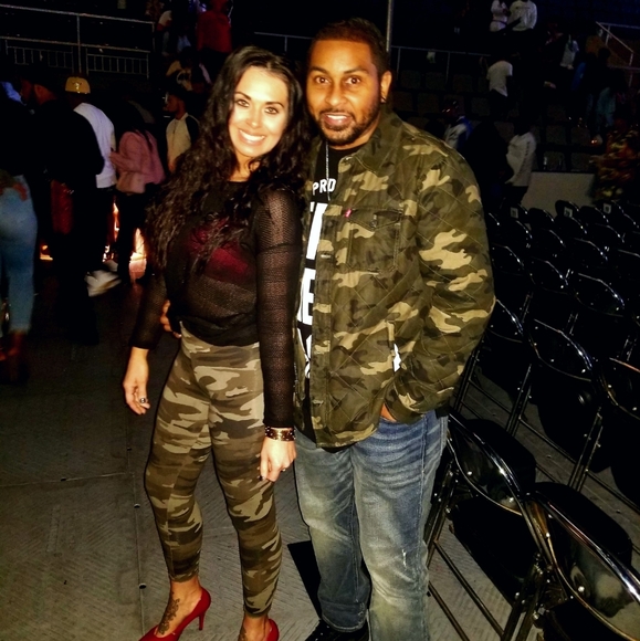 Meet your Posher, Rachel - Picture 2 of 2